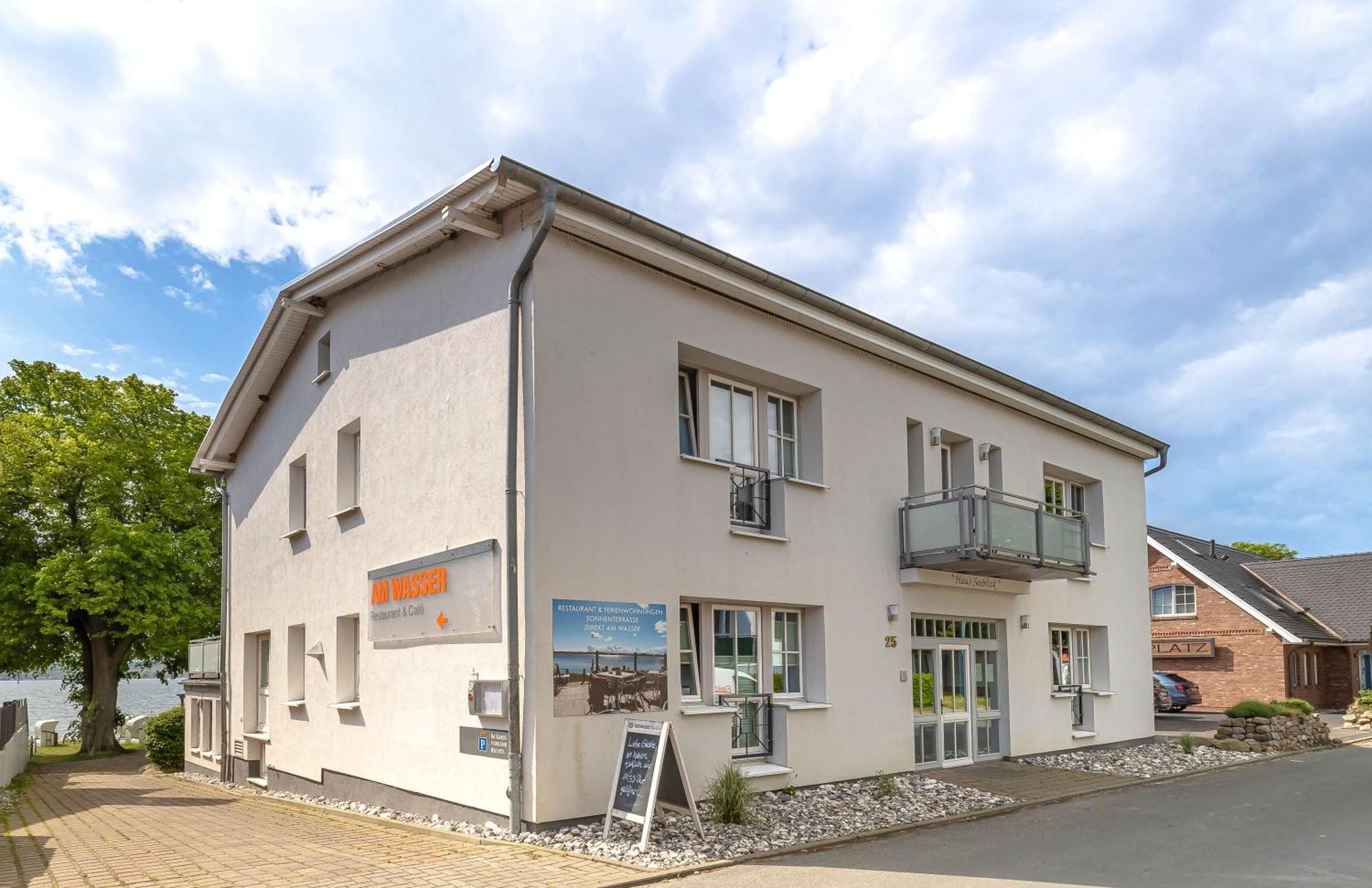 Haus Seeblick Mit 9 Wohnungen Alt Reddevitz Εξωτερικό φωτογραφία