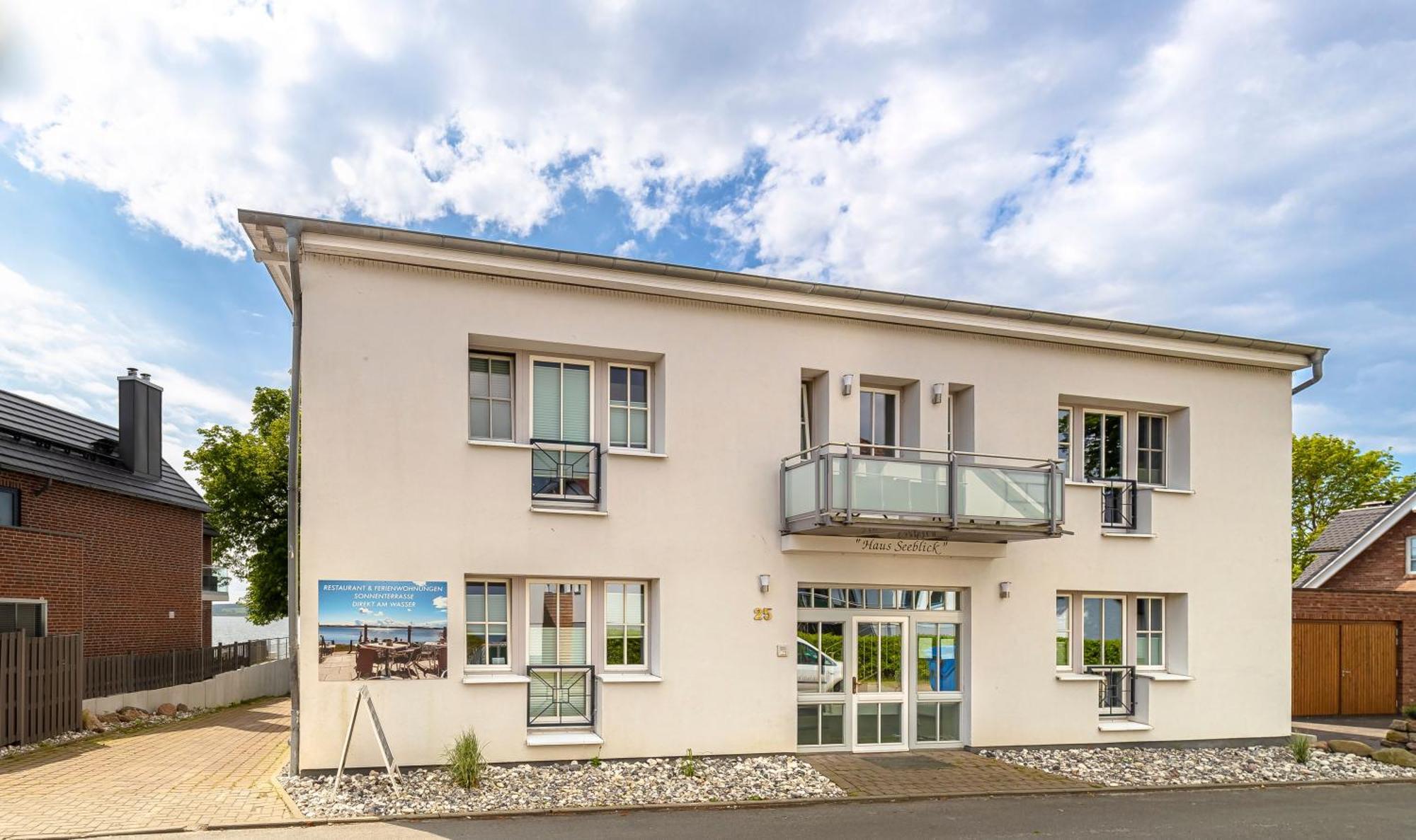 Haus Seeblick Mit 9 Wohnungen Alt Reddevitz Εξωτερικό φωτογραφία